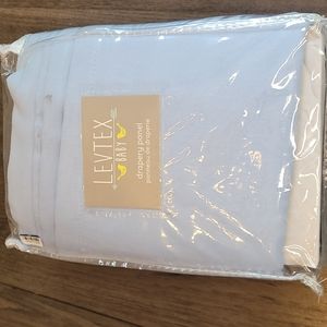 Levetex BaBy drapery panel 84x52 in.